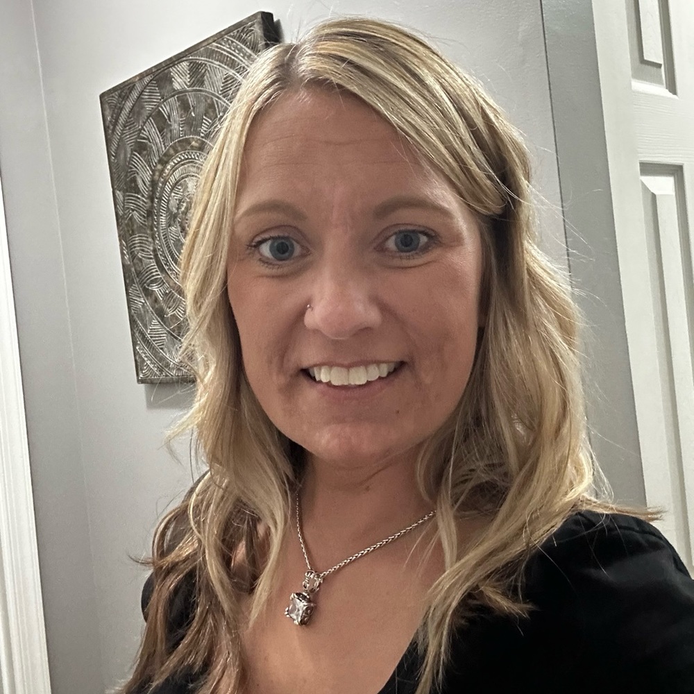 Meet your Posher, Diana